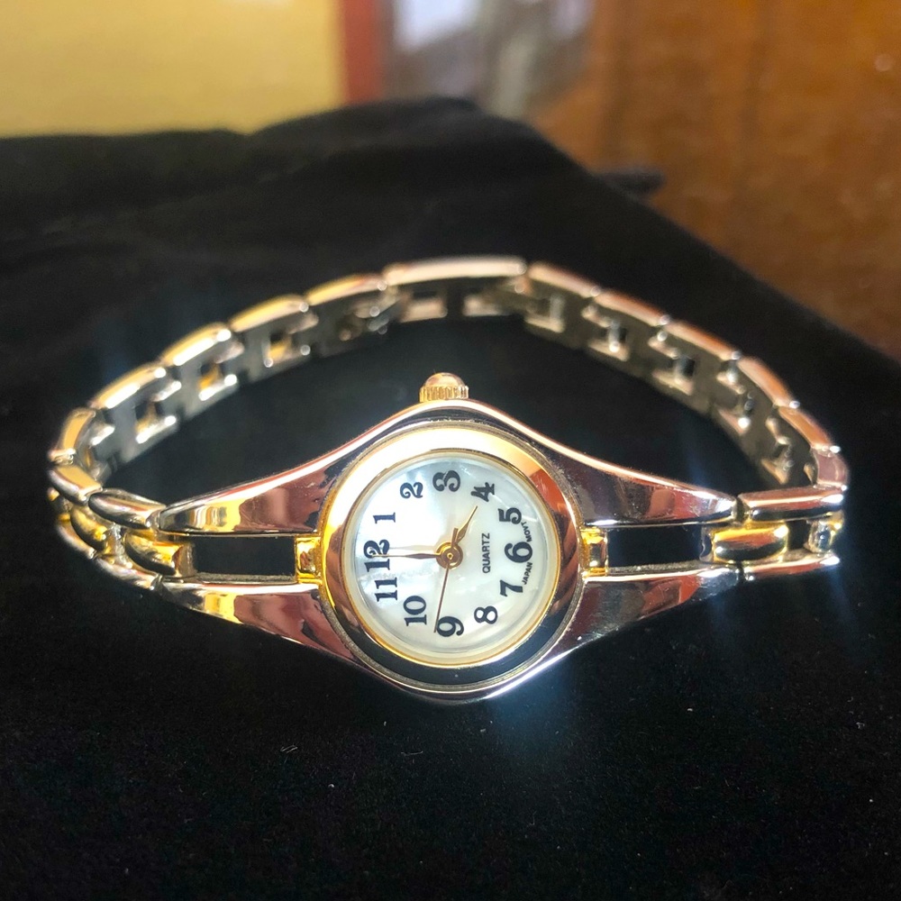 Women’s Quartz Watch (Japan Movement)